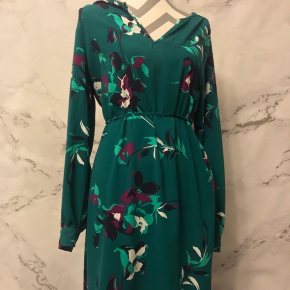 Merona Dresses & Skirts - Merona Green and Floral Dress XL